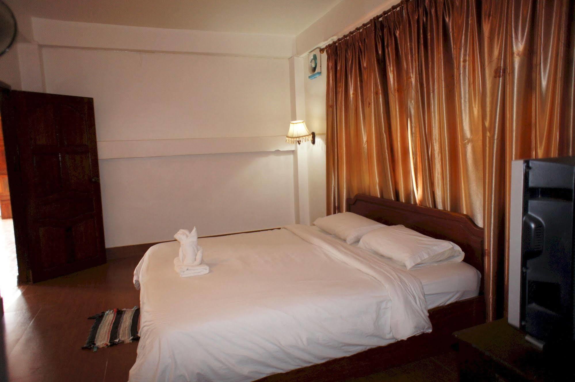 Malany Villa 1 Vang Vieng Bagian luar foto