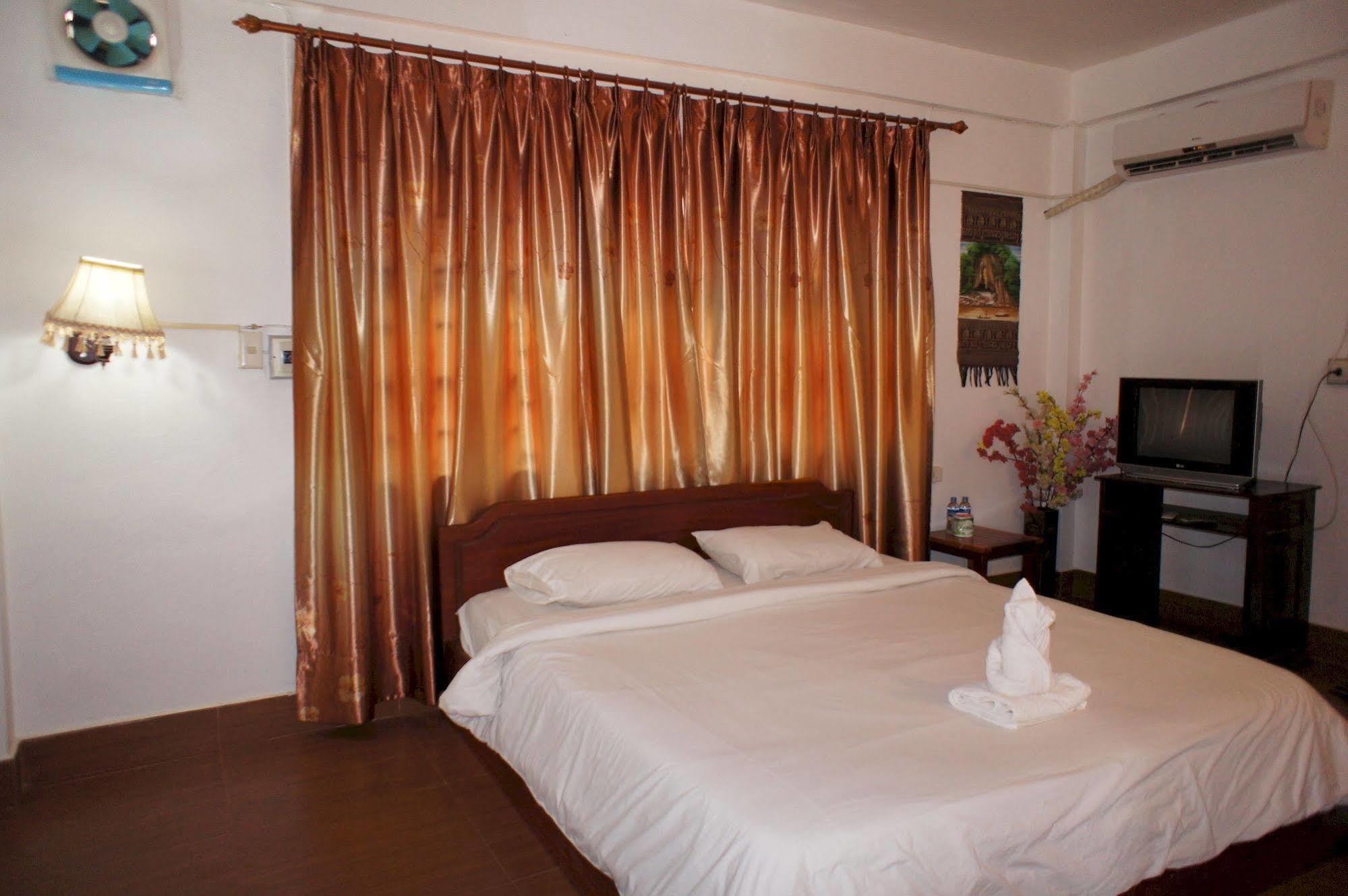 Malany Villa 1 Vang Vieng Bagian luar foto