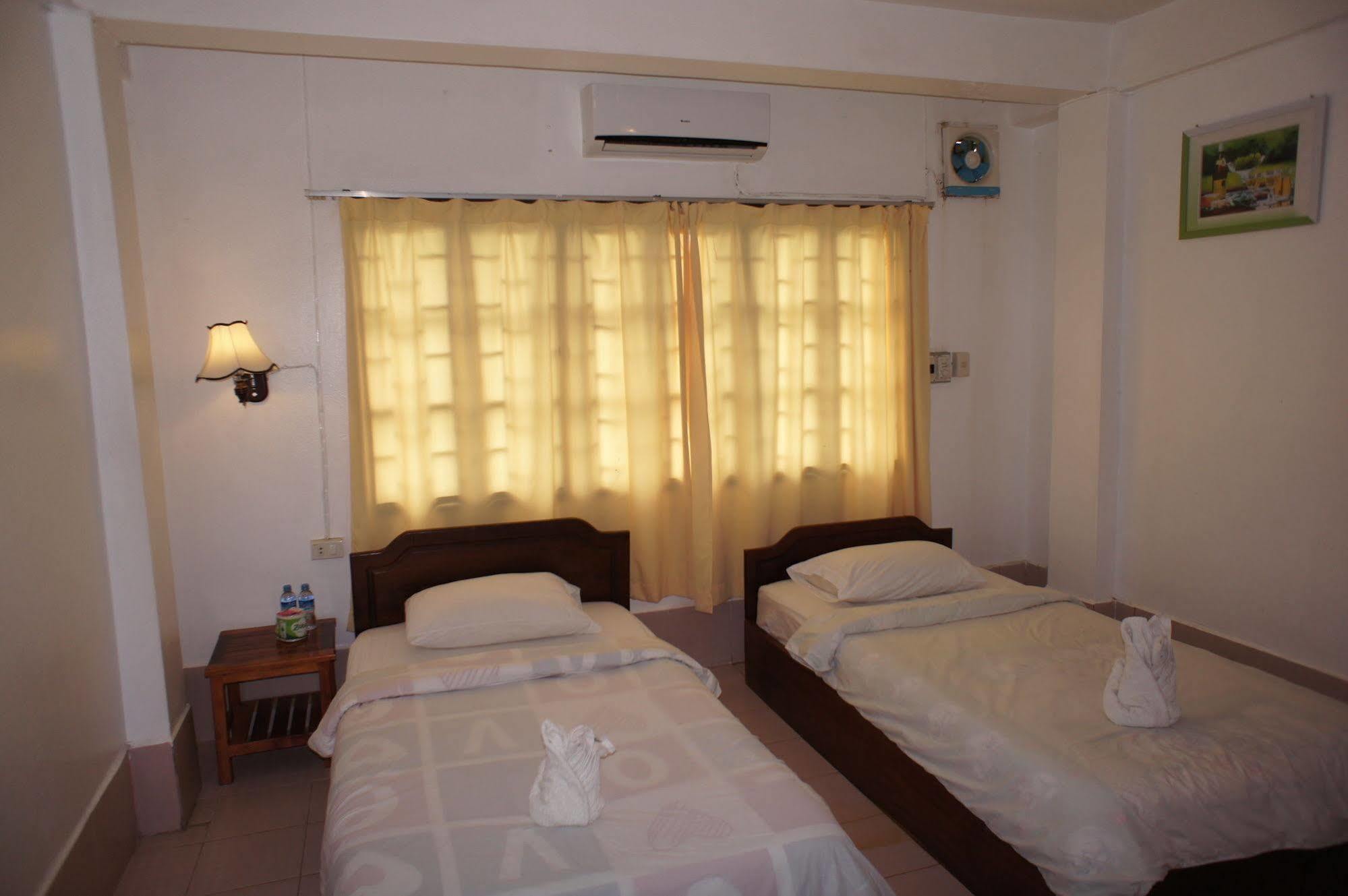 Malany Villa 1 Vang Vieng Bagian luar foto
