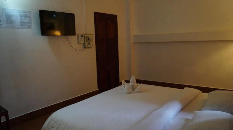 Malany Villa 1 Vang Vieng Bagian luar foto